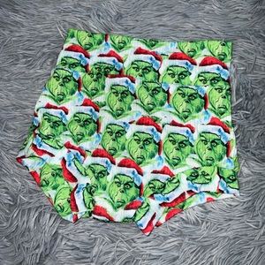 Grinch custom bummies